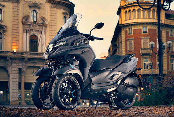 yamaha tricity 300