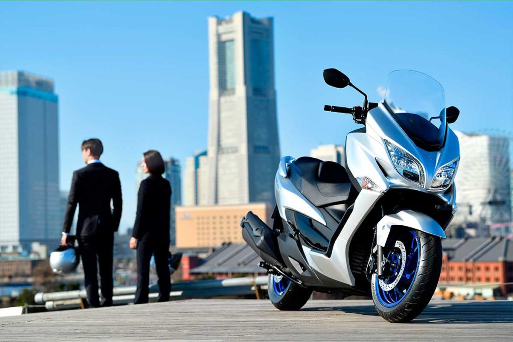 SUZUKI